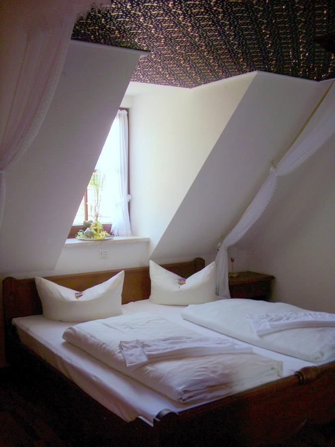 Elegant-Hotel "Zur Burg" Posterstein ห้อง รูปภาพ